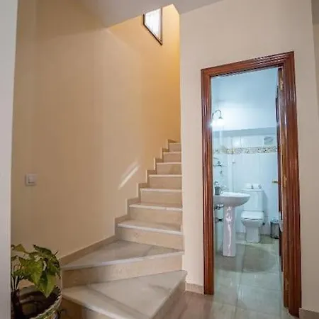 Encantador Duplex Con Terraza Privada En El Centro Апартаменты Севилья